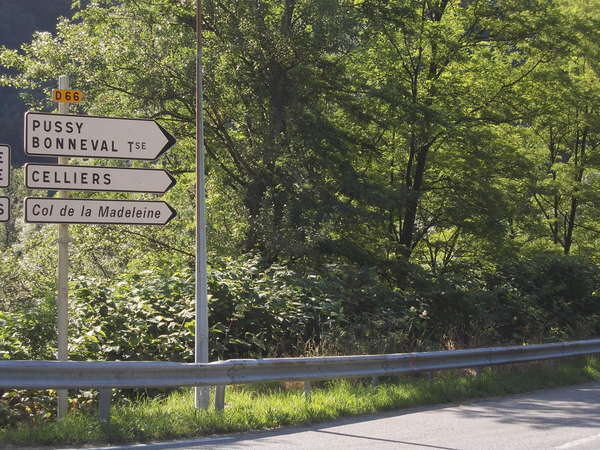 fichier 20120602_0924_d66_route_panneau-0.jpg