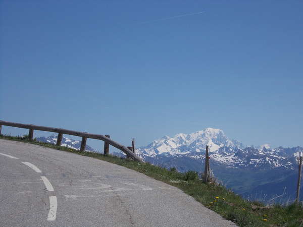 fichier 20120602_1144_001d213_route_vue_mont_blanc-0.jpg