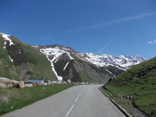 fichier 20120602_1610_100d526_route_vue_vers_glaciel_etendard-0.jpg