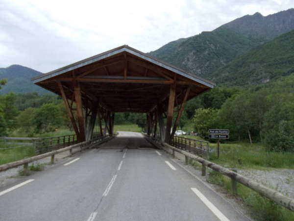 fichier 20120602_1953_001d526_route_pont_des_fayettes_sur_la_bonne-0.jpg