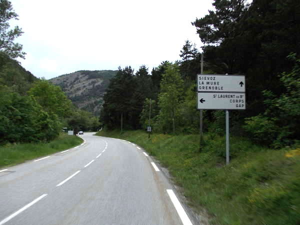 fichier 20120602_2005_005d526_route_panneau-0.jpg