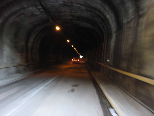 fichier 20140607_0755_002d1091_route_grand_tunnel_du_chambon_756m-0.jpg