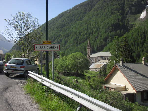 fichier 20140607_0949_002d1091_route_villar_darene_eglise_panneau-0.jpg