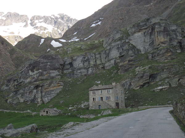 fichier 20140608_0741_001d902_route_maison-0.jpg