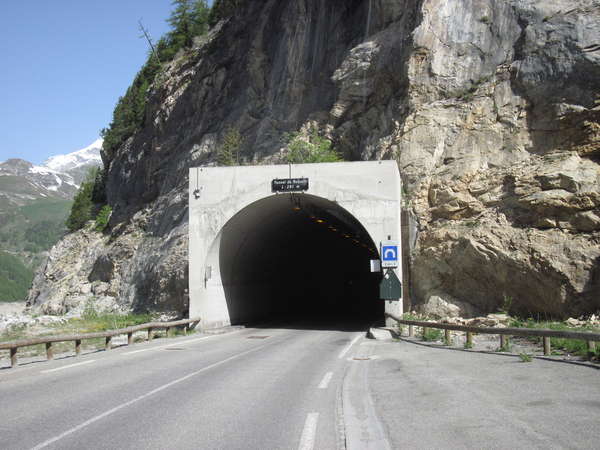 fichier 20140608_0945_001d902_route_tunnel_du_rossetti_281m-0.jpg
