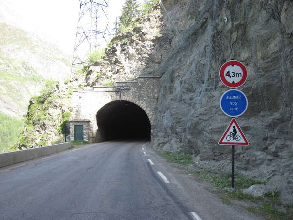 fichier 20140608_1001_001d902_route_tunnel_des_breviaires_205m-0.jpg