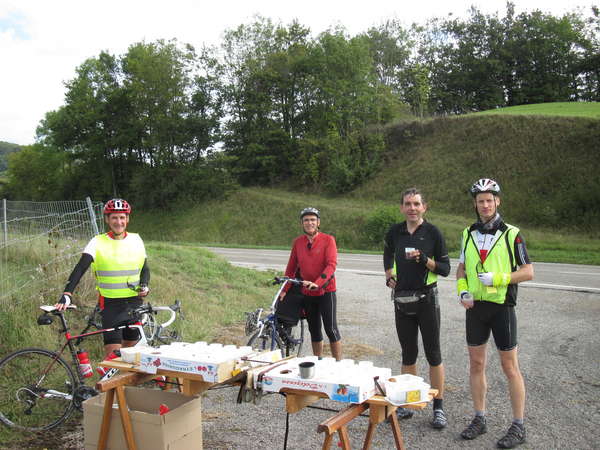 fichier 140_20140920_1116_001brm_200k_d520_route_col_de_rossatiere_controle_jean-louis_bailly_joachim_andres_laurent_bouchard_jean-philippe_raynaud-0.jpg