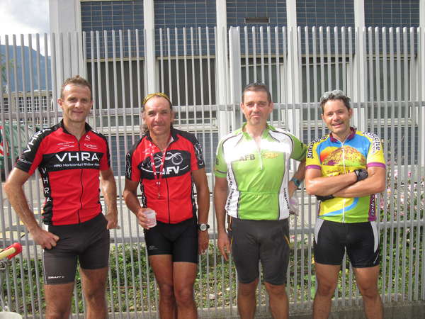 fichier 213_20140920_1544_002brm_200k_arrivee_grenoble_olivier_trehet_marcel_flaux_alexandre_lagrange_sylvain_bacquet-0.jpg