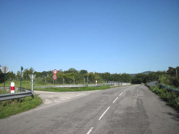 fichier 20140922_0855_001d35b_route_prendre_gauche_avant_autoroute-0.jpg