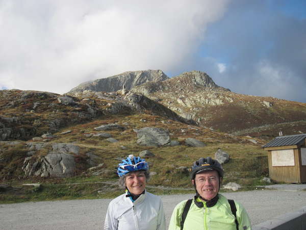 fichier 20141004_0908_002d926_route_col_de_la_croix_de_fer_sylvie_laverdure_bertrand_affres-0.jpg