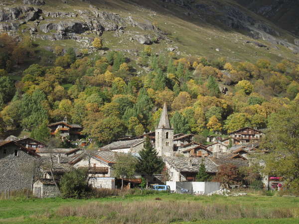 fichier 20141004_1628_003d902_route_bonneval_sur_arc_eglise-0.jpg