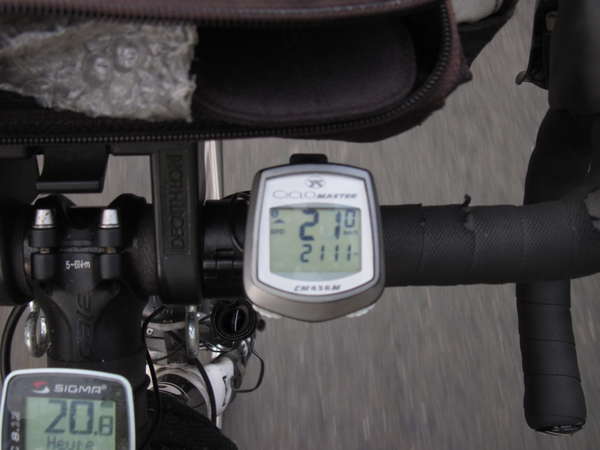 fichier 20141004_1719_002d902_route_compteur-0.jpg