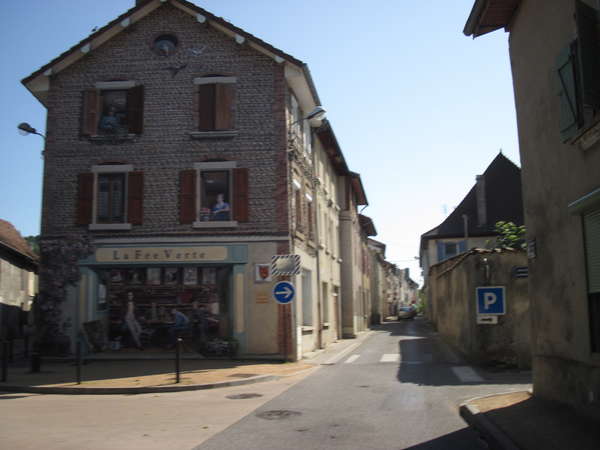 fichier 0300_0008_tfroides_20140821_1048_d73_route_le_grand_lemps-0.jpg