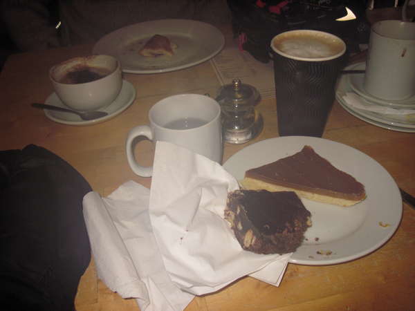 fichier 20150117_1122_brm_200k_willy_warmer_pangbourne_coffee_shop_bread_pudding_chocolat_gateau_caramel_cafe-0.jpg