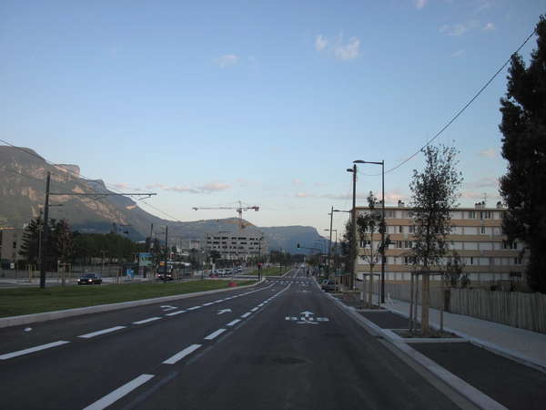 fichier 20140922_0735_pc_route_avenue_des_martyrs-0.jpg