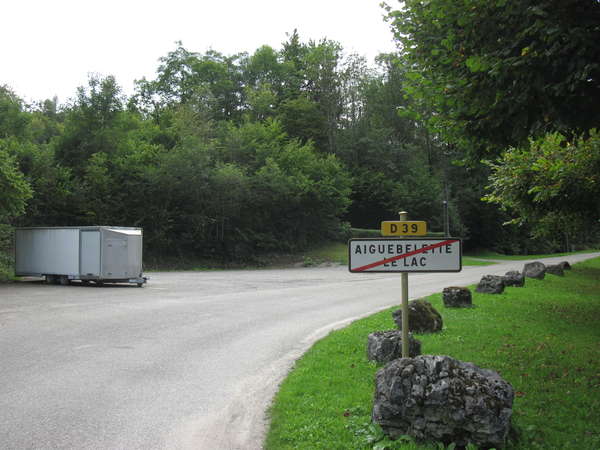 fichier 20140922_1537_002d39_route_aiguebelette_le_lac_panneau_fin-0.jpg