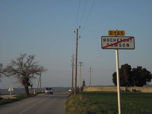 fichier 20150312_1756_d125_route_rochefort_sanson_panneau_fin-0.jpg