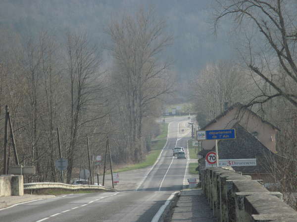 fichier 20150319_0937_003d592_route_pont_sur_le_rhone-0.jpg