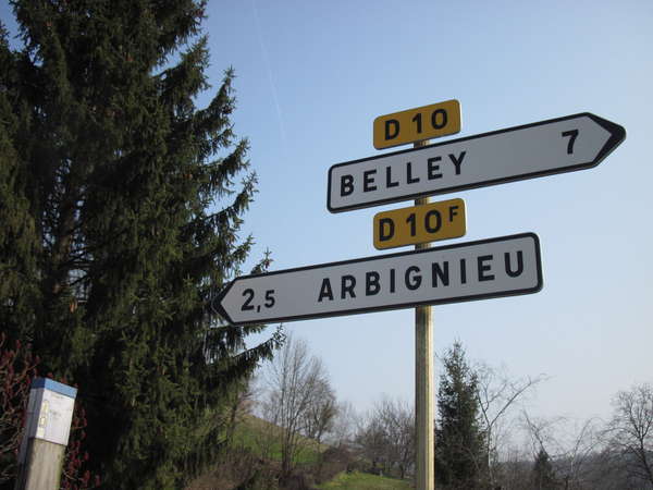 fichier 20150319_1027_002d10f_route_entree_de_peyzieu-0.jpg