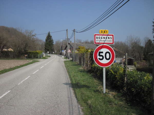 fichier 20150319_1048_002d41_route_bognens_panneau-0.jpg