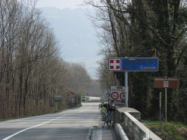 fichier 20150319_1229_002d904_route_pont_sur_le_rhone-0.jpg