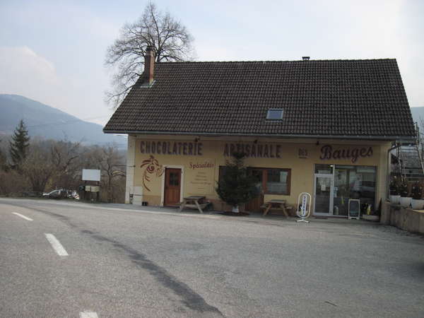 fichier 20150319_1641_d911_route_lescheraines_chocolaterie-0.jpg