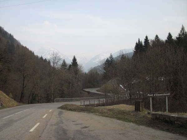 fichier 20150319_1712_d911_route_pont_escorchevel-0.jpg