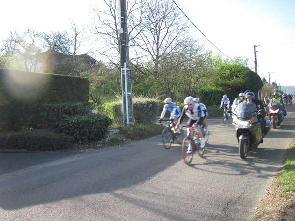 fichier 20150412_0927_005d52_route_ceyzeriat_la_bisou_2015-0.jpg