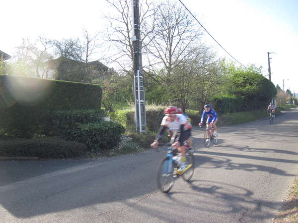 fichier 20150412_0927_013d52_route_ceyzeriat_la_bisou_2015-0.jpg