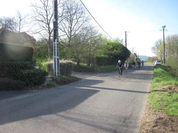 fichier 20150412_0928_011d52_route_ceyzeriat_la_bisou_2015-0.jpg