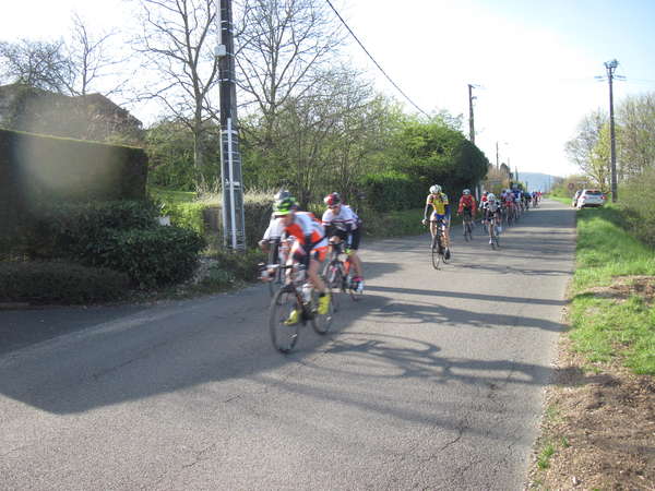 fichier 20150412_0928_020d52_route_ceyzeriat_la_bisou_2015-0.jpg