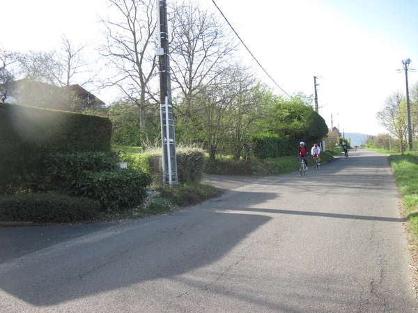 fichier 20150412_0932_006d52_route_ceyzeriat_la_bisou_2015-0.jpg