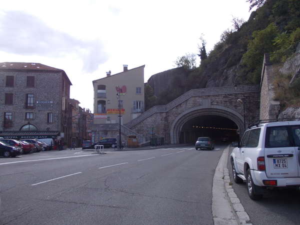 fichier 20131018_1256_002d1075_route_sisteron_avant_tunnel-0.jpg