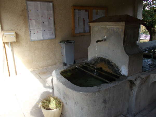 fichier 20131018_1524_001d946_route_montfroc_fontaine-0.jpg