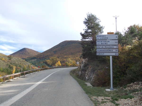 fichier 20131018_1625_d542_route_panneau-0.jpg