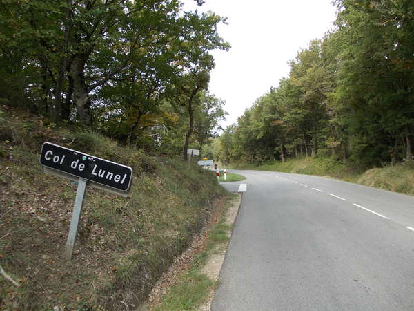 fichier 20131019_1225_001d538_route_col_de_lunel_panneau-0.jpg