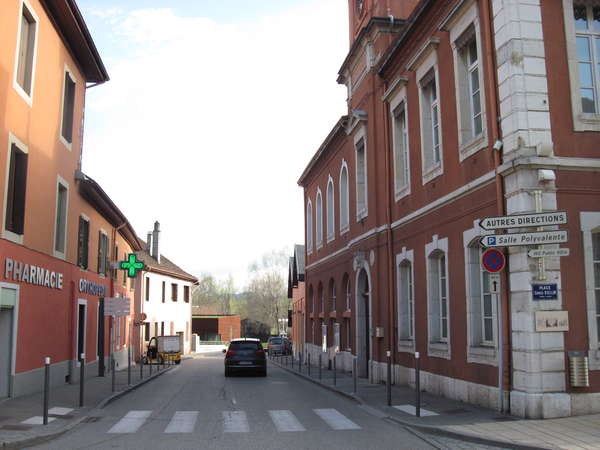 fichier 20150411_0919_d921_route_yenne-0.jpg