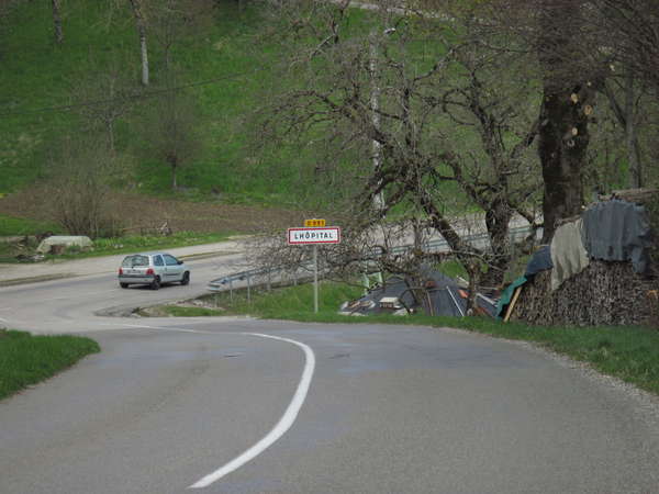 fichier 20150411_1123_002d991_route_lhopital_panneau-0.jpg