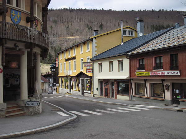 fichier 20150411_1519_001d436_route_mijoux-0.jpg