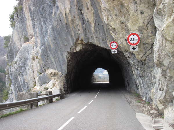 fichier 20150411_1657_d436_route_tunnel-0.jpg