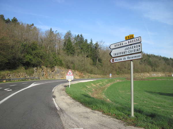 fichier 20150412_0839_d936_route_panneau-0.jpg