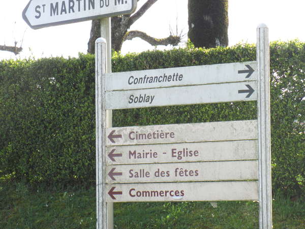 fichier 20150412_1012_001c3_route_panneau_soblay_confranchette-0.jpg