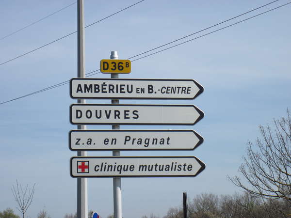fichier 20150412_1115_001d36b_route_amberieu_panneau-0.jpg
