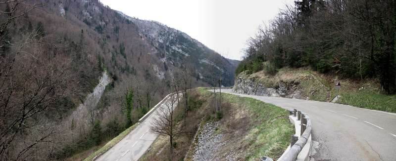 image 20150411_1649_002d436_route_virage_pano02-g.jpg