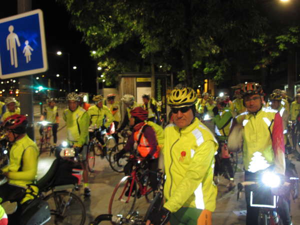 fichier 20150516_0405_003grenoble_depart_place_de_sfax_brigitte_creton_guy_renaudin-0.jpg