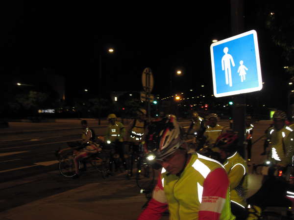 fichier 20150516_0405_004grenoble_depart_place_de_sfax_christophe_bournac-0.jpg