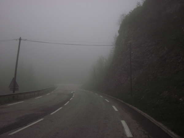 fichier 20150516_0730_d1075_route_brouillard-0.jpg