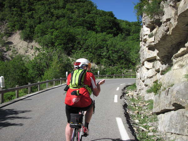 fichier 20150516_1004_002d942_route_gorge_de_la_meouge_bruno_pollin-0.jpg