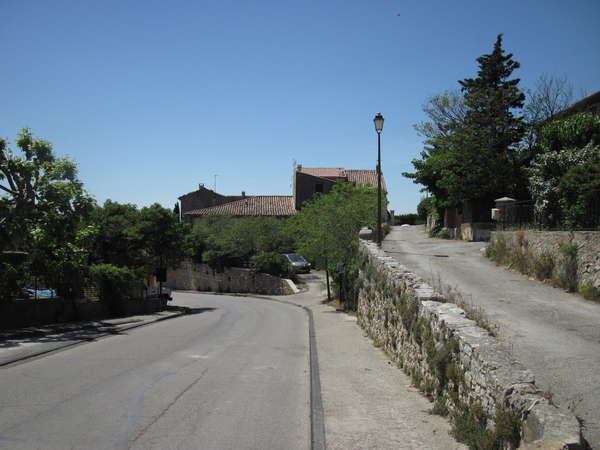 fichier 20150516_1450_001d5_route_mallemort_du_comtat-0.jpg