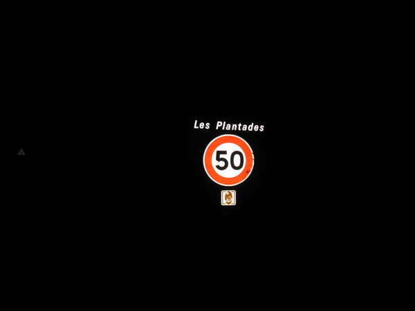 fichier 20150517_0126_d578_route_les_plantades_panneau-0.jpg